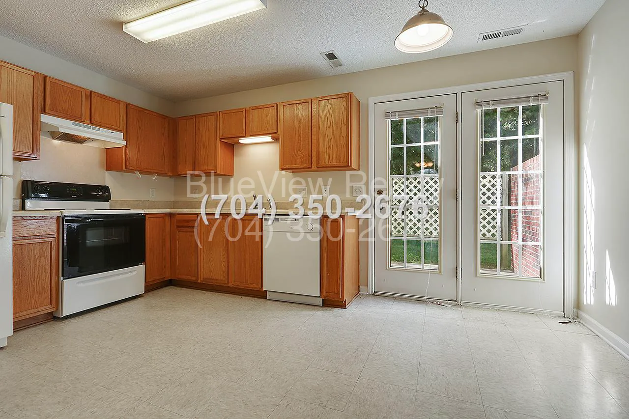 1308-D South Hayne Street — photo 4