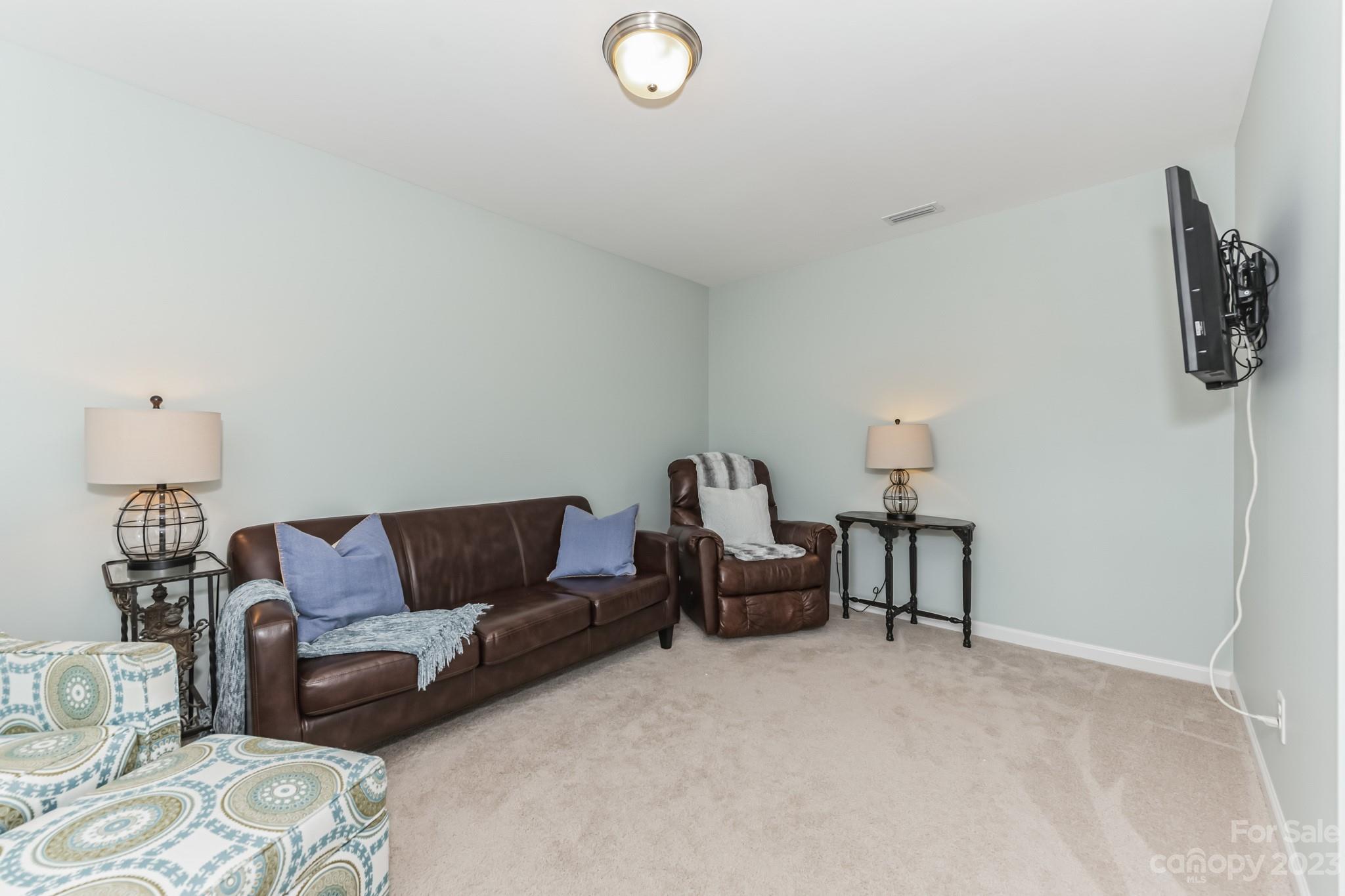 4031 Orchid Way
