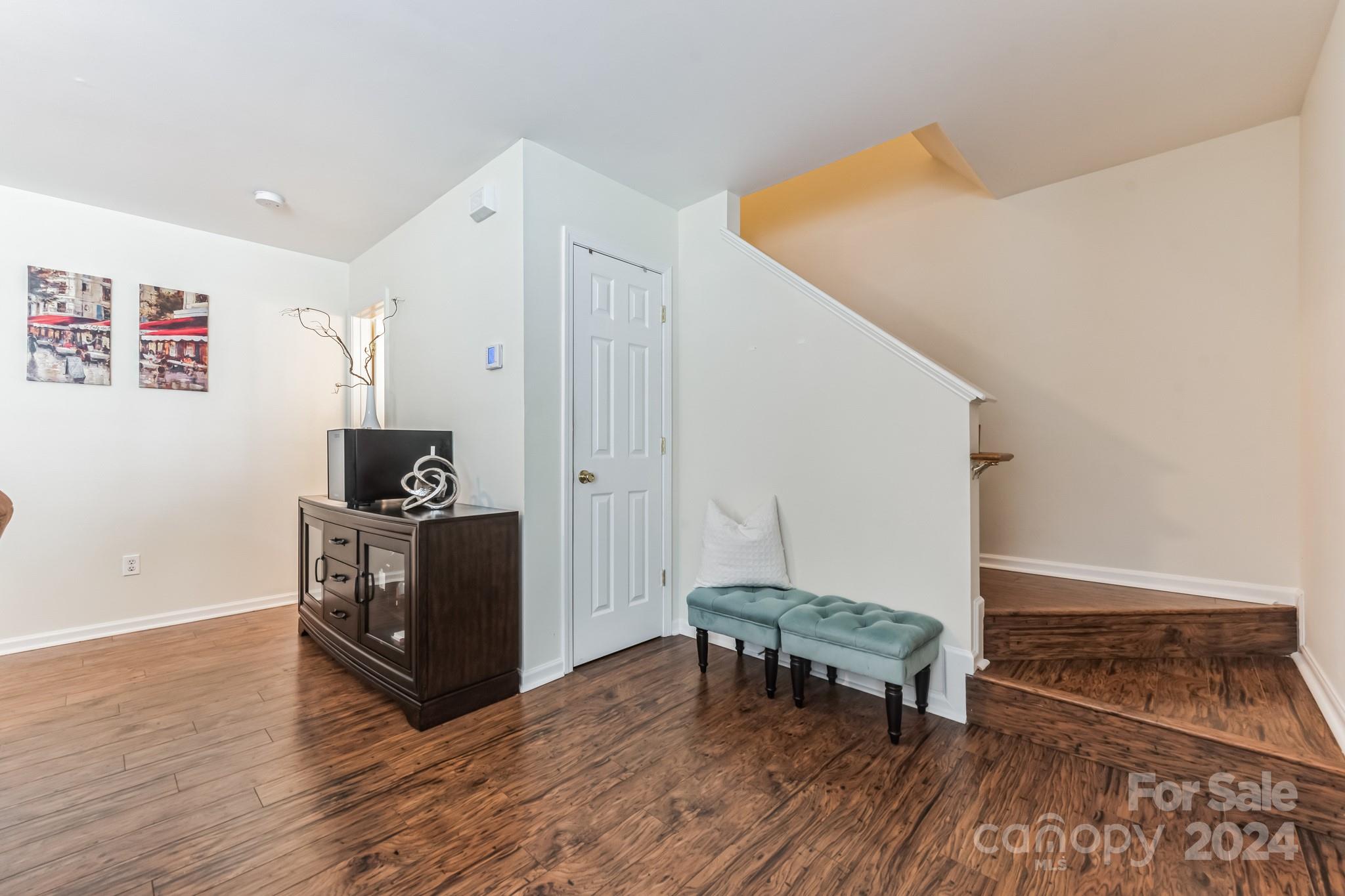 7925 Quail Field Drive