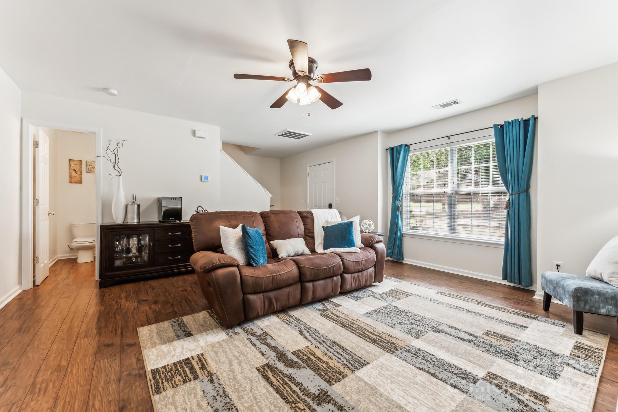 7925 Quail Field Drive