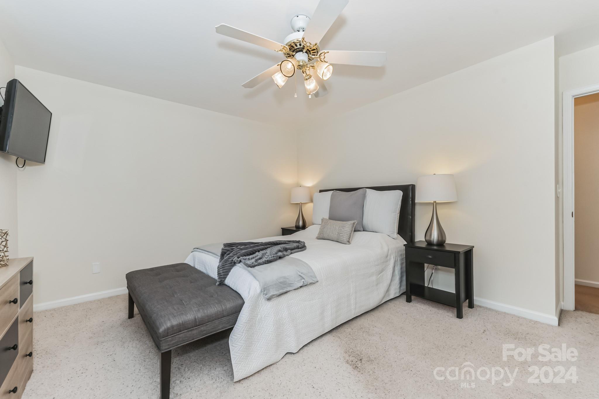7925 Quail Field Drive