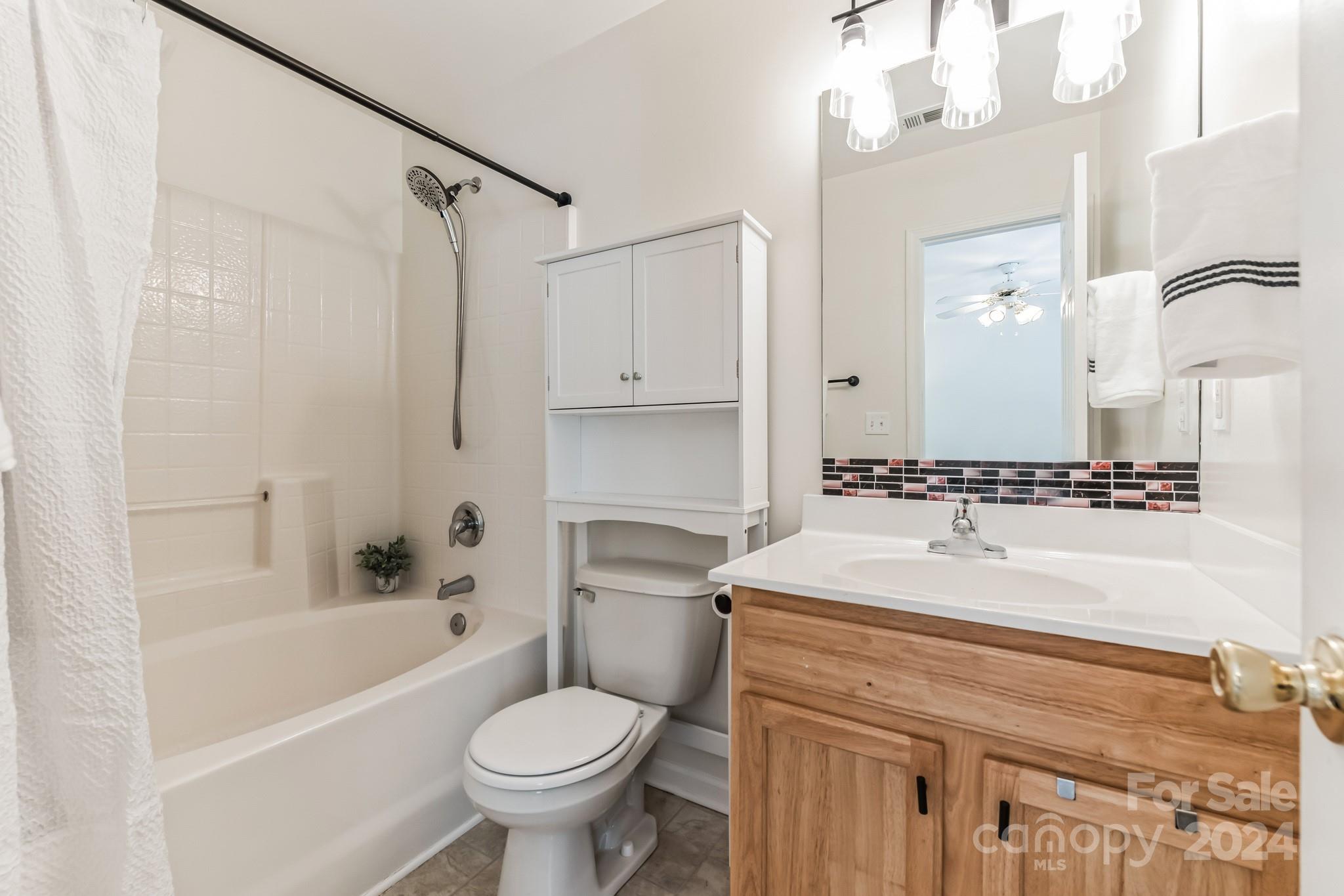 7925 Quail Field Drive