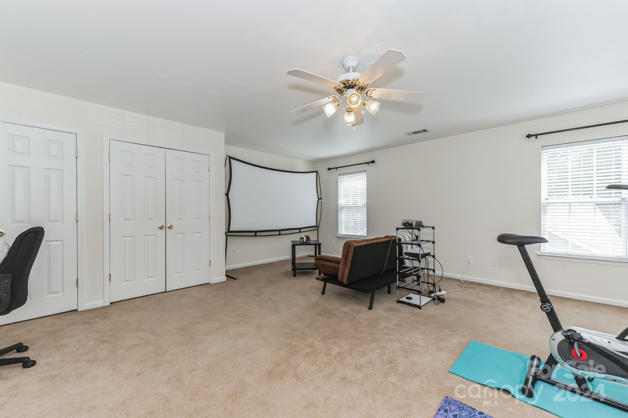 7925 Quail Field Drive