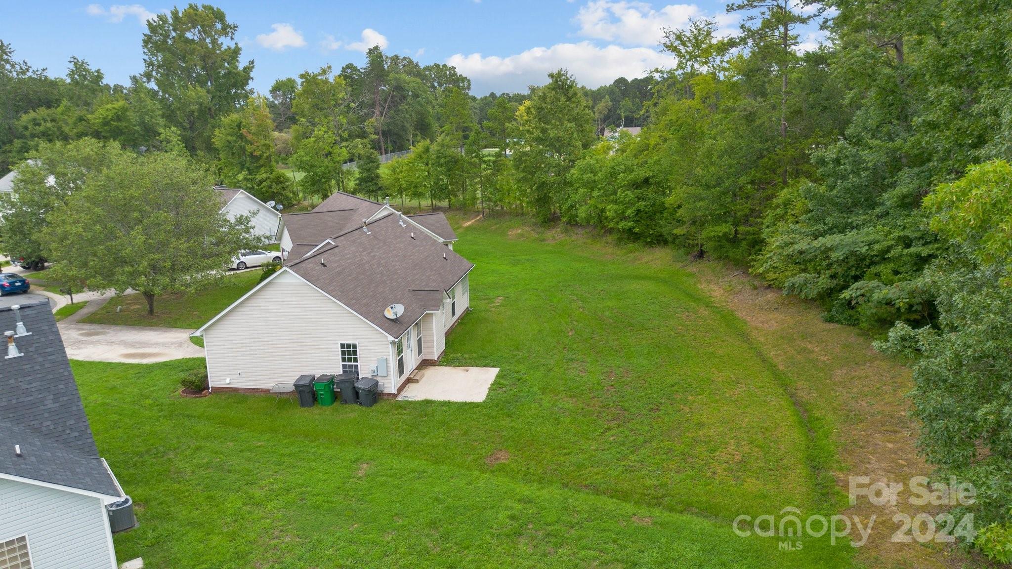 904 Rucker Cliff Drive