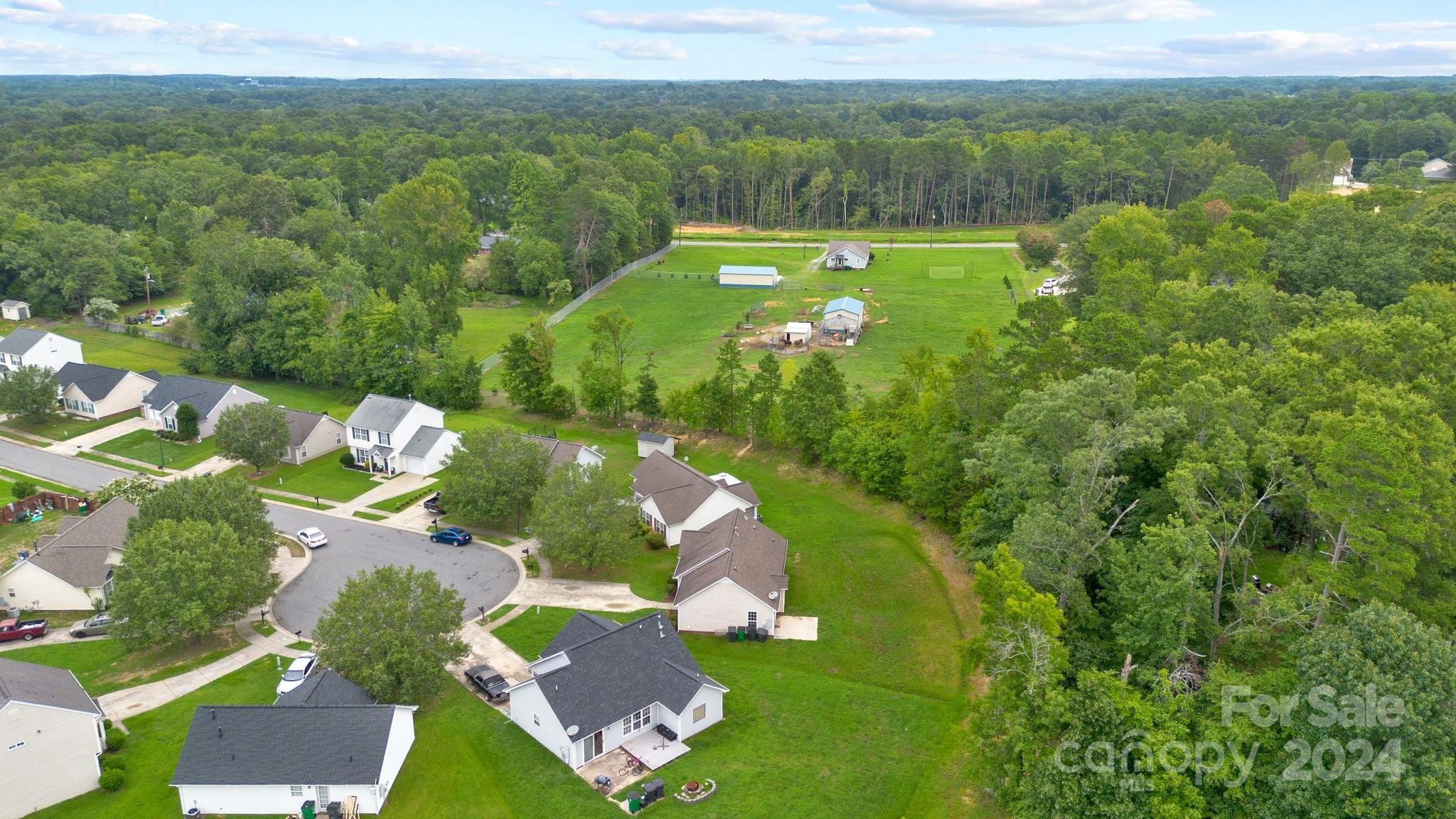 904 Rucker Cliff Drive
