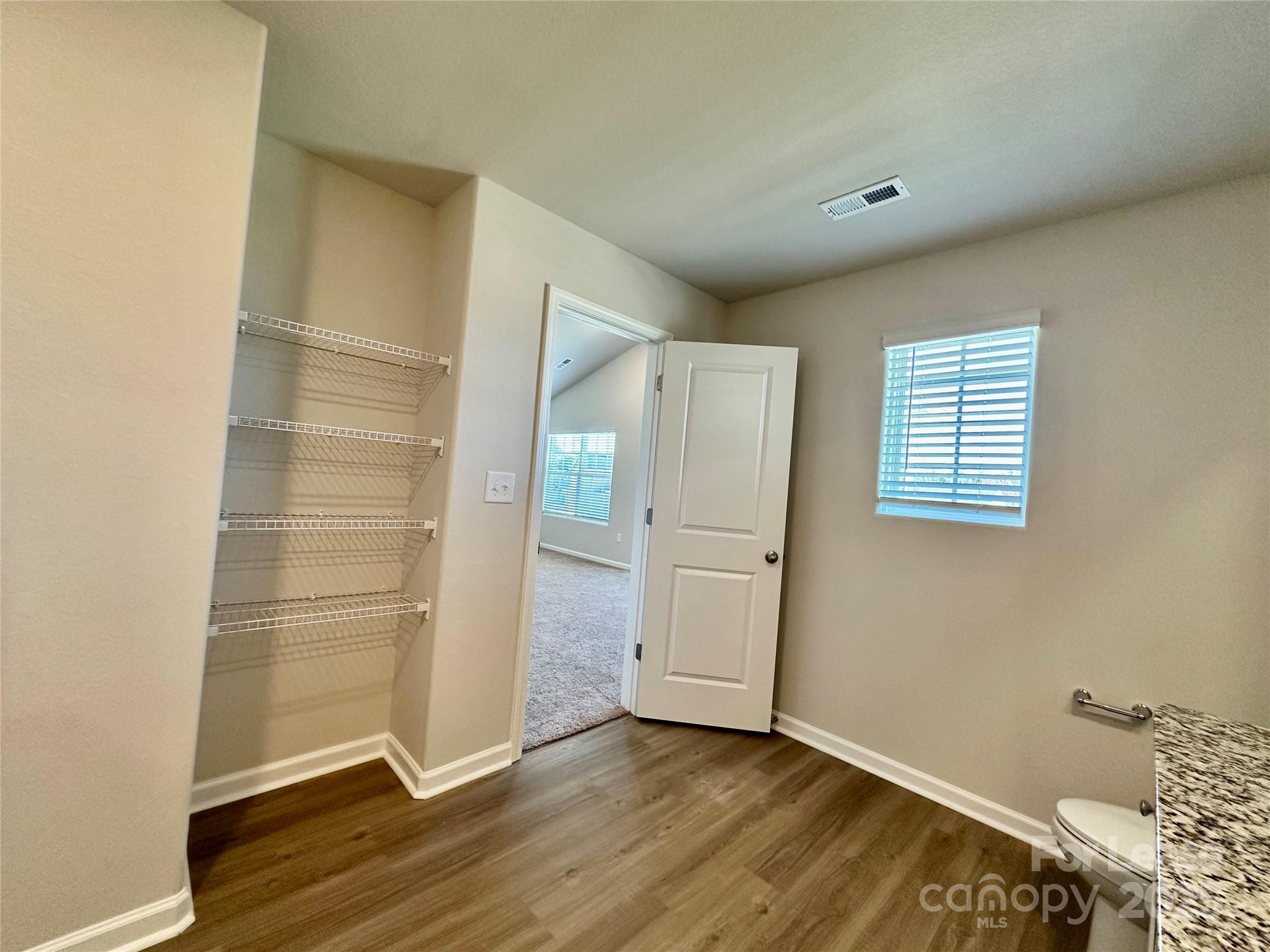 1421 Nia Road