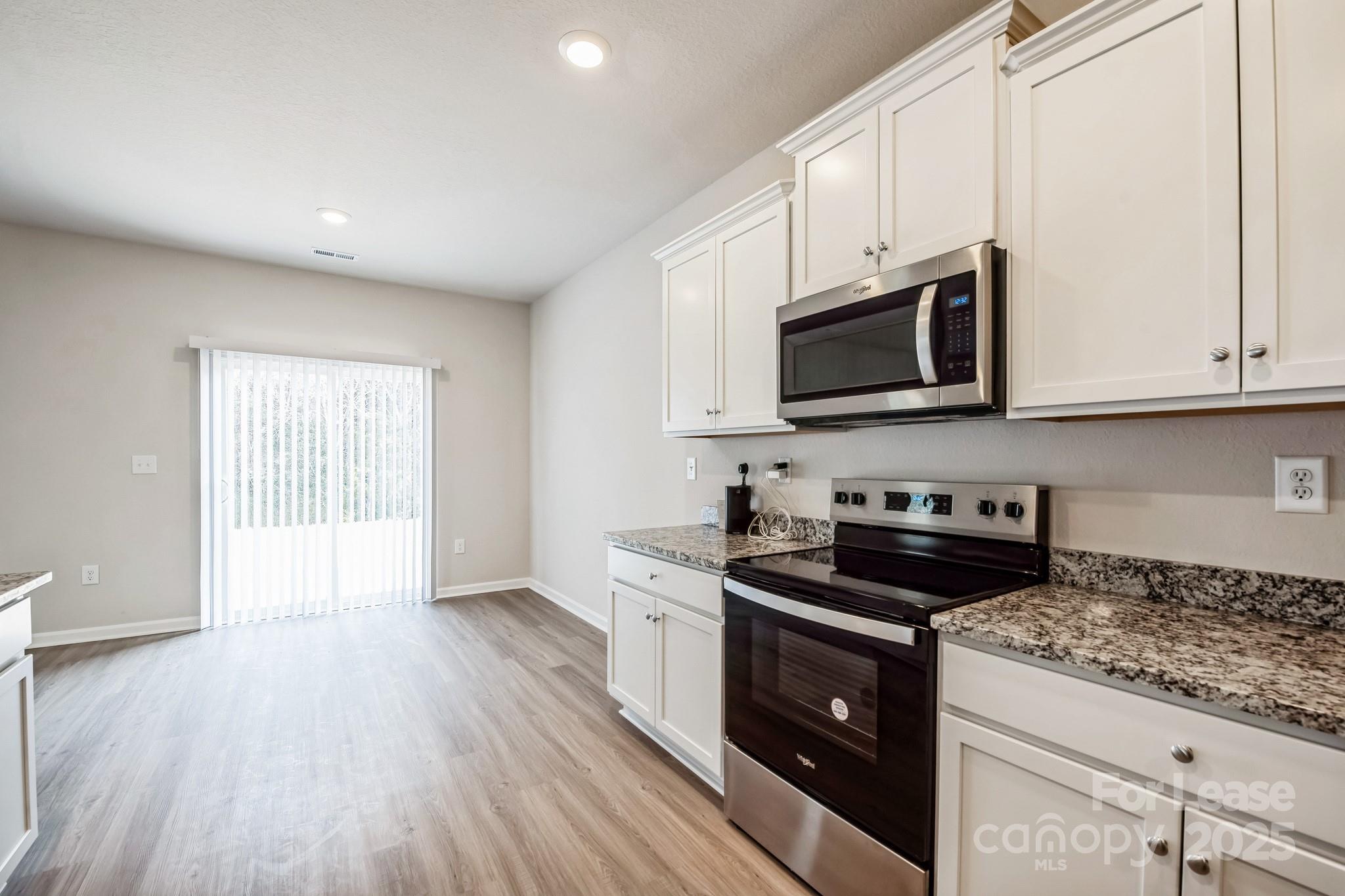 1421 Nia Road