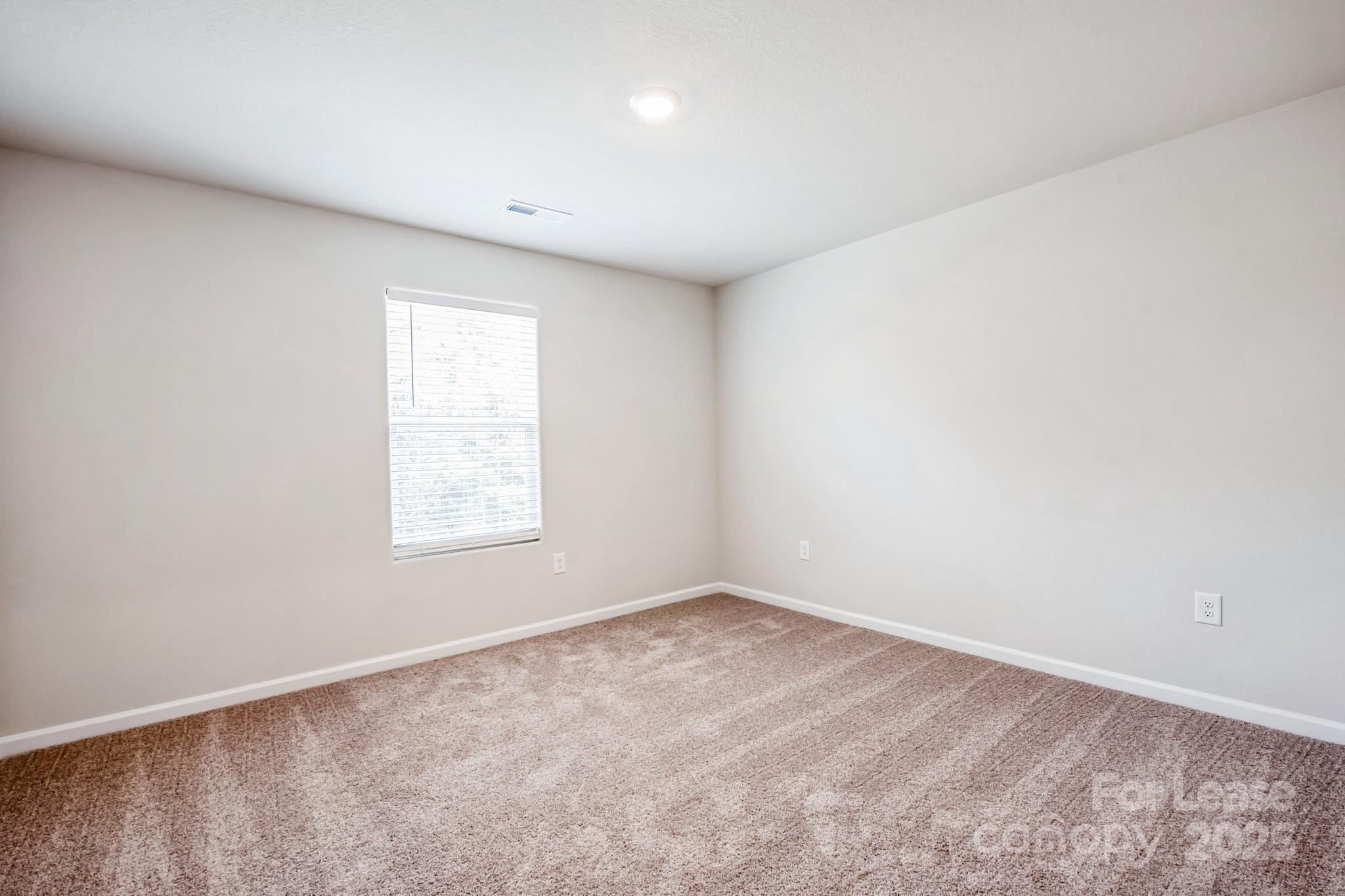 1421 Nia Road