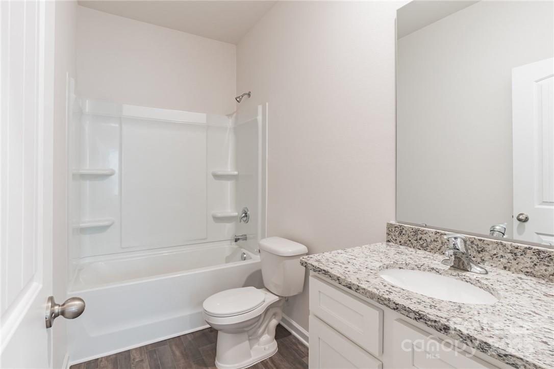 2321 Lanza Drive