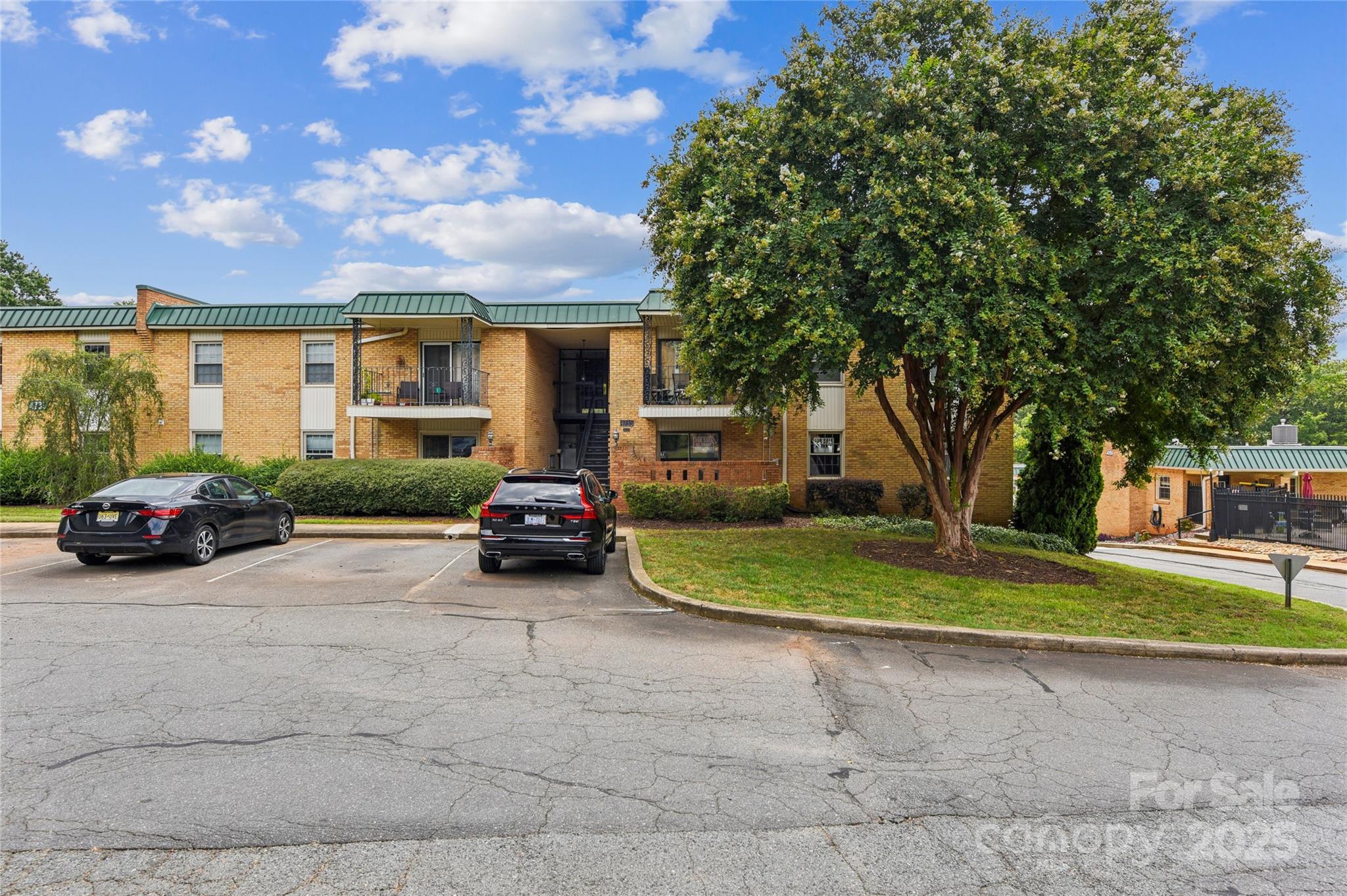 4735 Hedgemore Drive #T