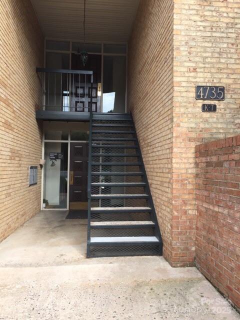4735 Hedgemore Drive #T
