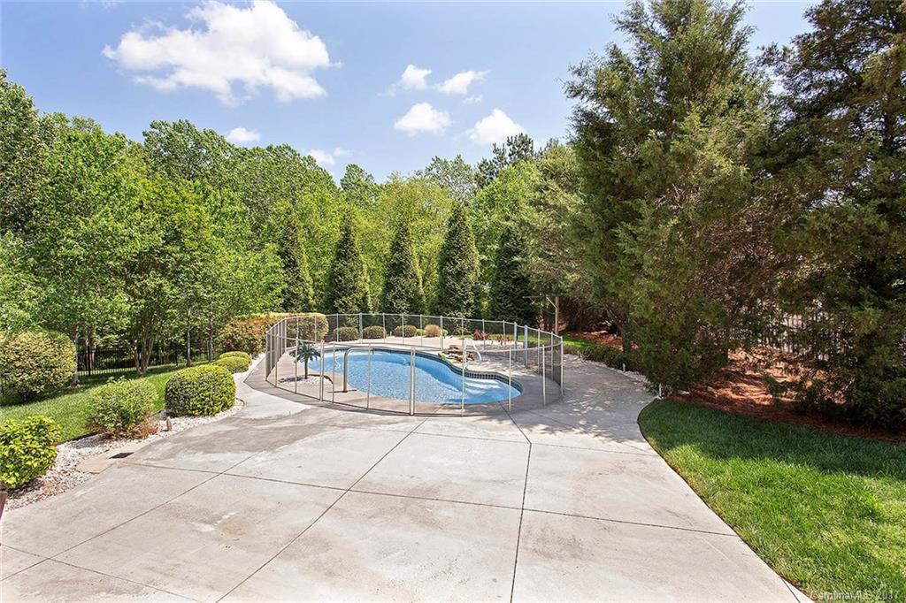 11131 Valley Spring Drive
