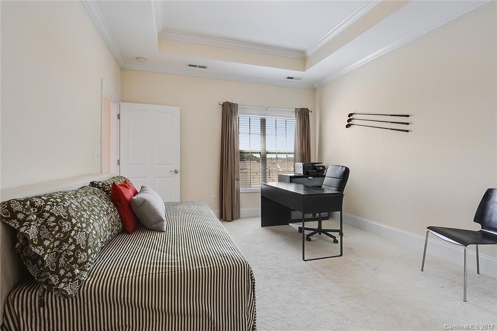 6605 Central Pacific Avenue #403-B