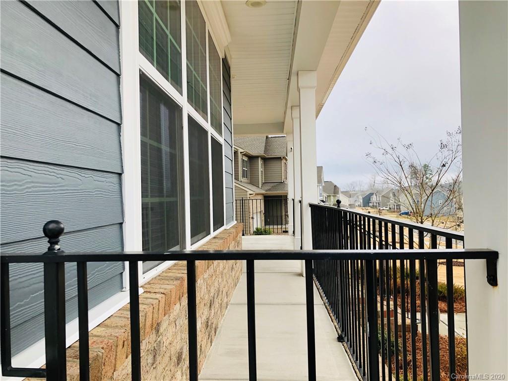 13538 Hyperion Hills Lane