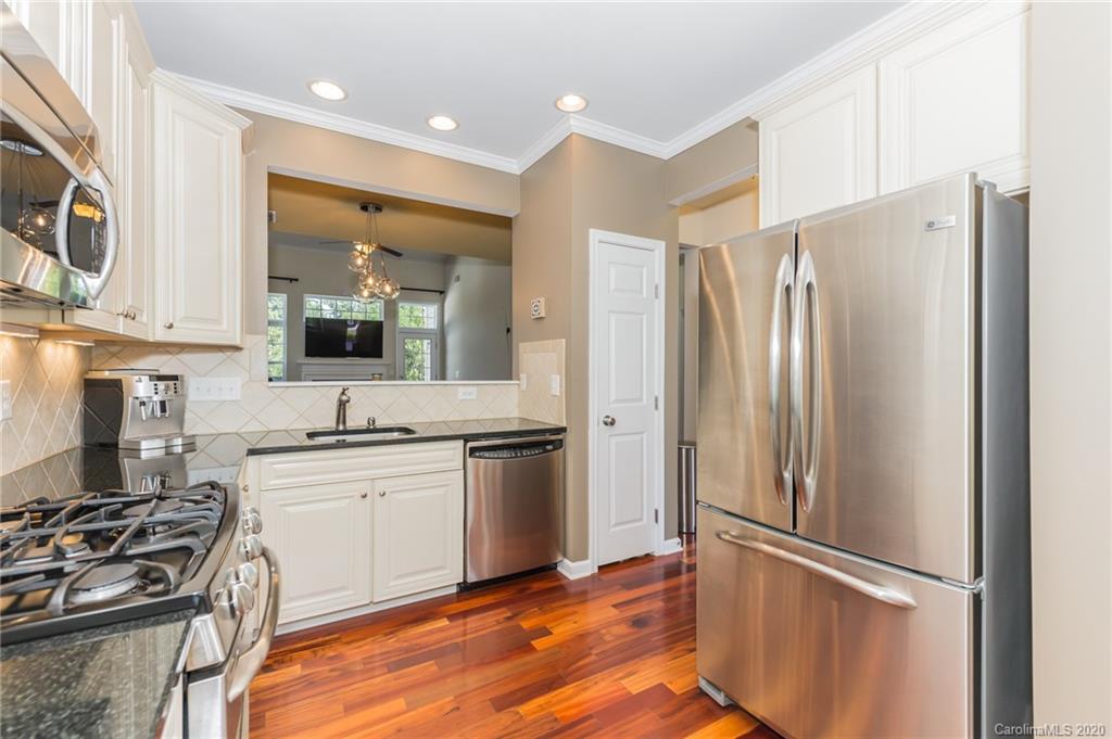 547 White Springs Road
