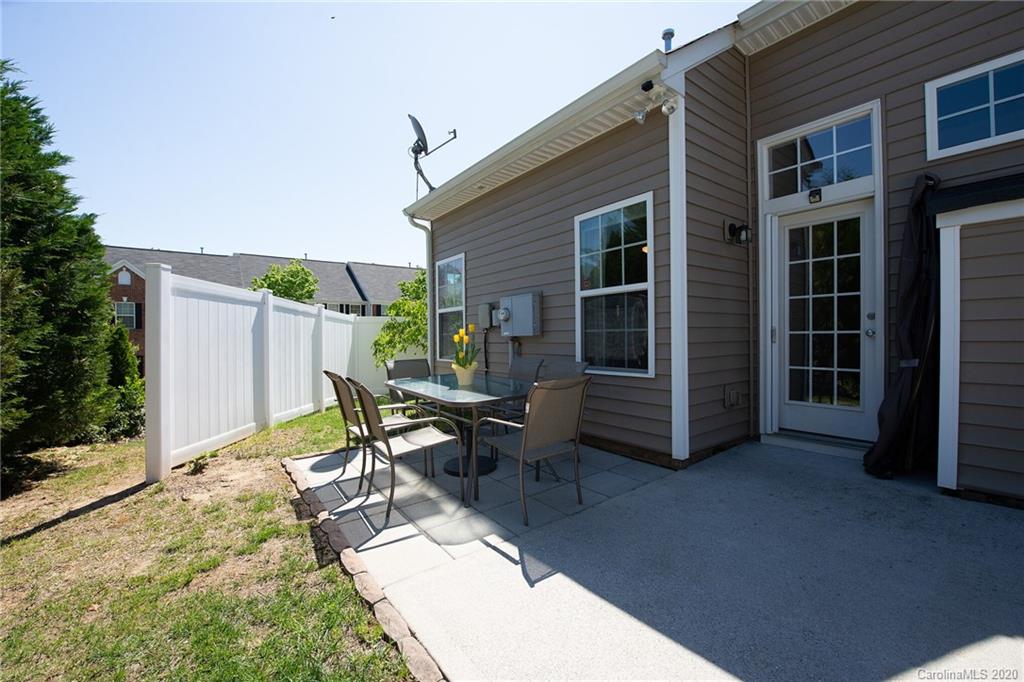 547 White Springs Road