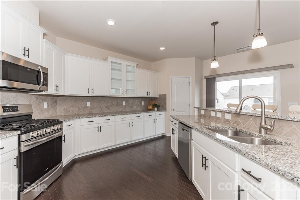 16028 Harbor Hill Drive