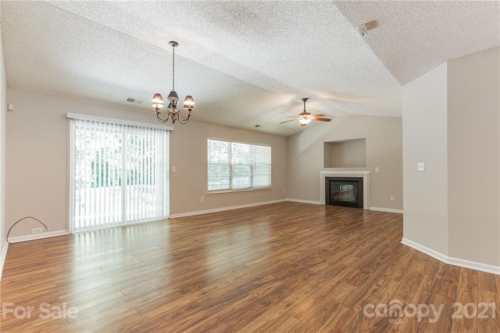 9029 Belle Bragg Way