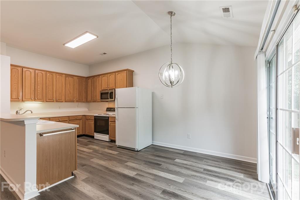 11228 Dickie Ross Road