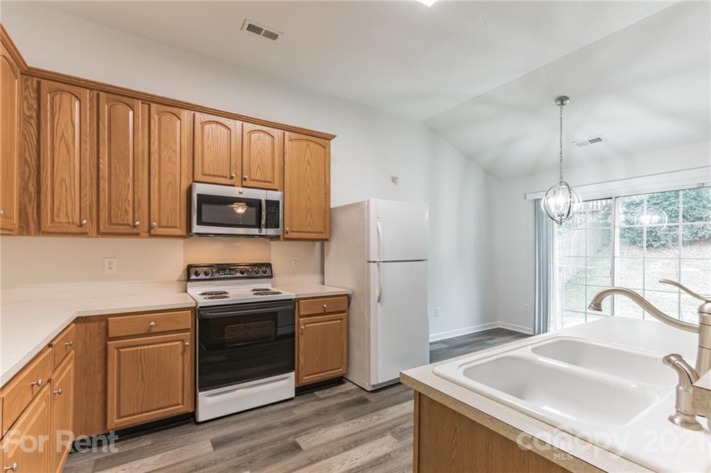 11228 Dickie Ross Road