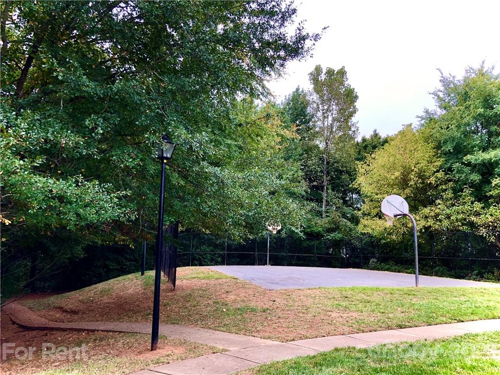11228 Dickie Ross Road