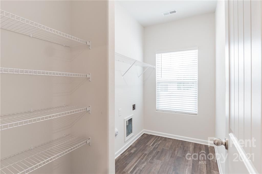 2321 Lanza Drive