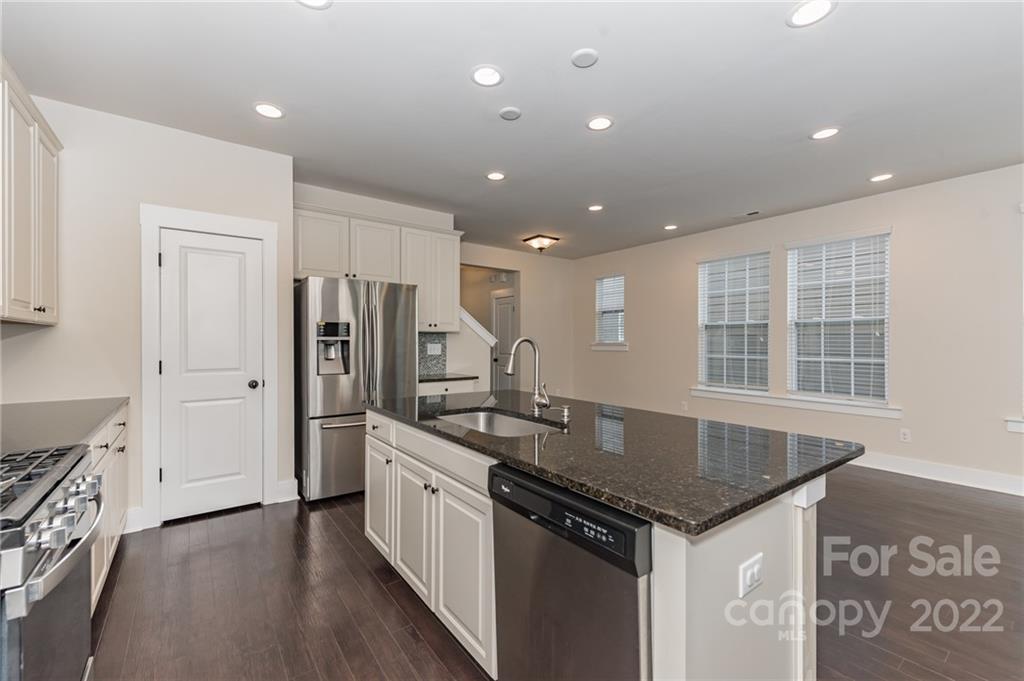2413 Woodward Avenue